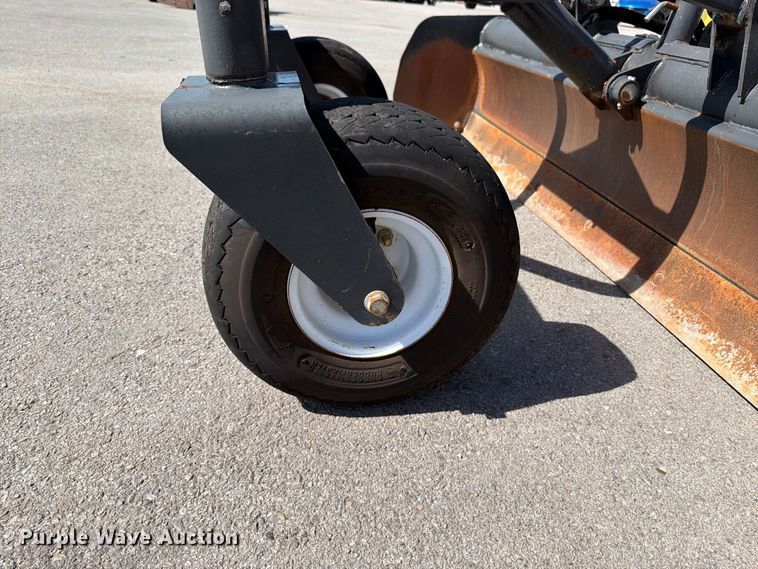 image for item FT6400 2018 Bobcat Box Blade Laser skid steer box blade