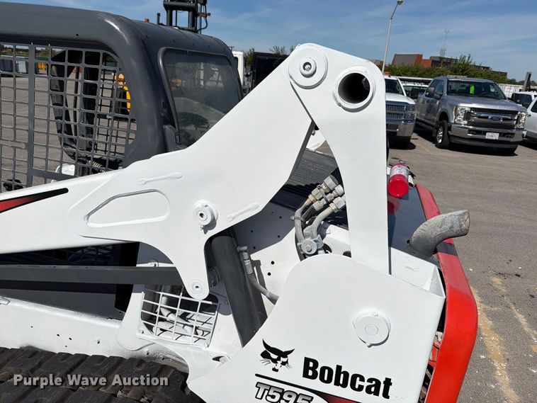 image for item FT6401 2017 Bobcat T595 tracked skid steer loader