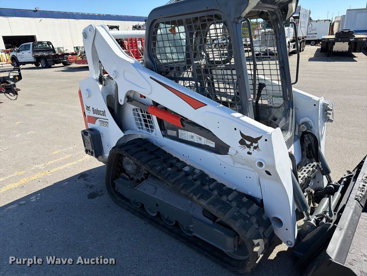 image for item FT6401 2017 Bobcat T595 tracked skid steer loader