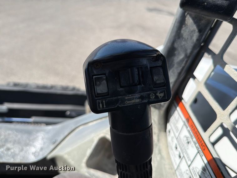 image for item FT6401 2017 Bobcat T595 tracked skid steer loader
