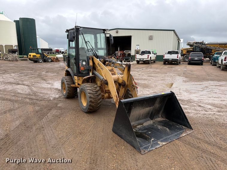 image for item FT6758 2018 Caterpillar 903C2 wheel loader