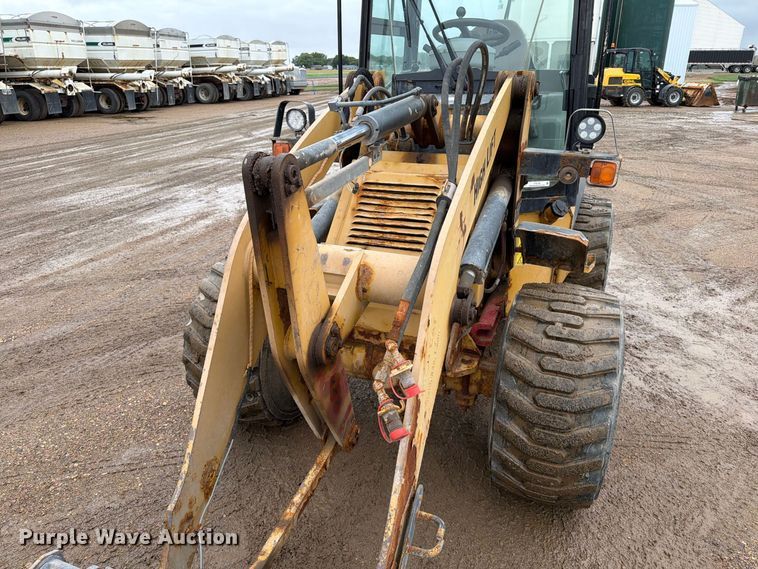 image for item FT6758 2018 Caterpillar 903C2 wheel loader