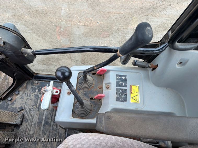 image for item FT6758 2018 Caterpillar 903C2 wheel loader