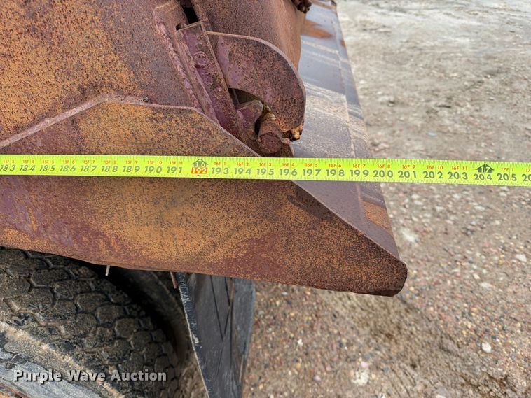 image for item FT6759 2000 Freightliner FL112 dump truck