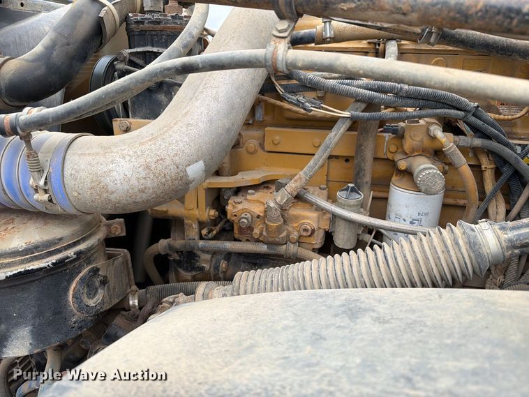 image for item FT6759 2000 Freightliner FL112 dump truck