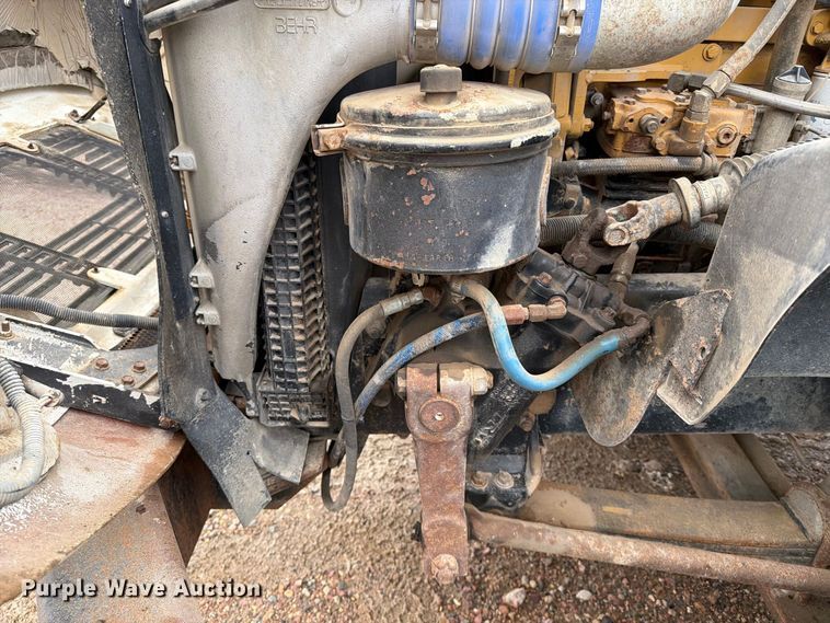 image for item FT6759 2000 Freightliner FL112 dump truck