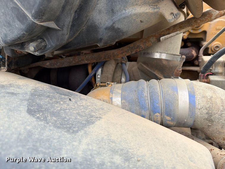 image for item FT6759 2000 Freightliner FL112 dump truck