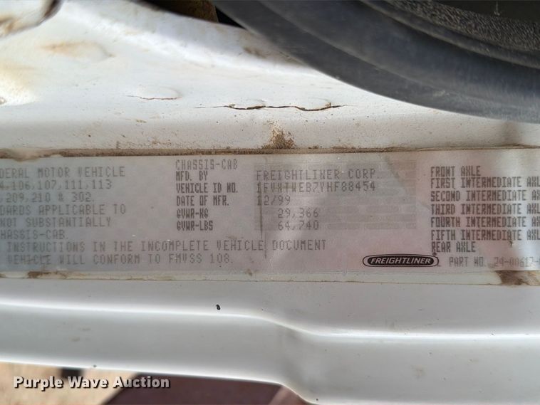 image for item FT6759 2000 Freightliner FL112 dump truck