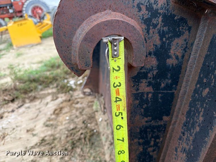 image for item FT6761 Tink 175640 wheel loader roll out bucket