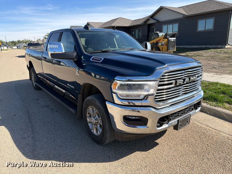 image for item FT6826 2024 RAM 3500 Crew Cab pickup truck