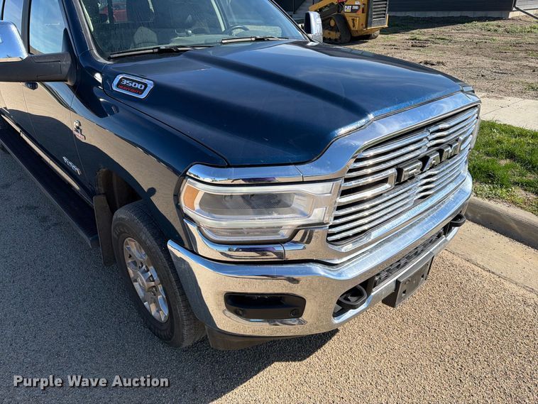 image for item FT6826 2024 RAM 3500 Crew Cab pickup truck