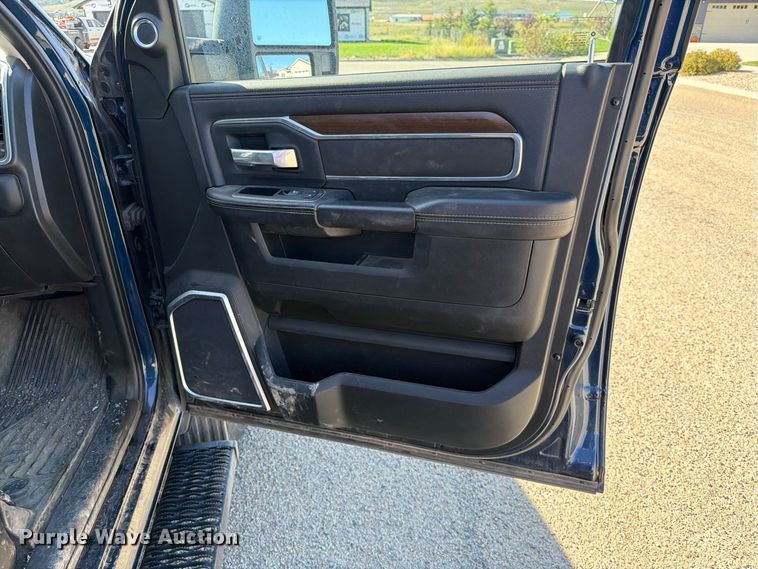 image for item FT6826 2024 RAM 3500 Crew Cab pickup truck