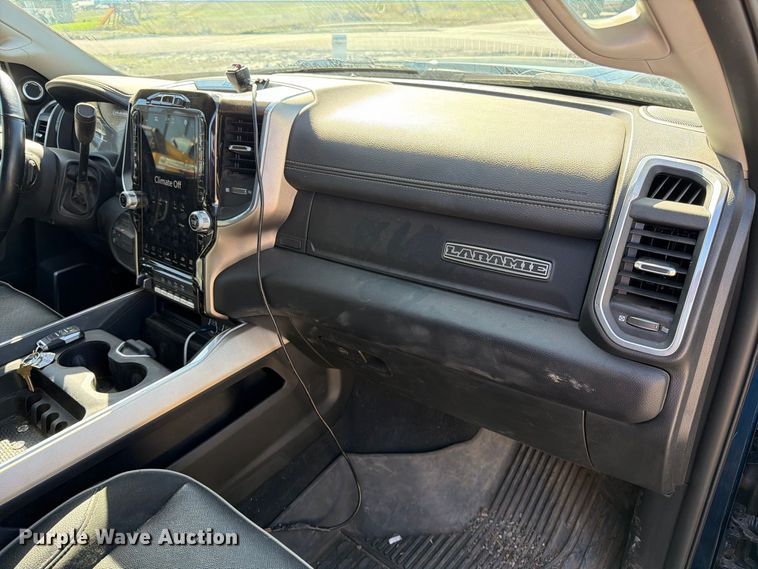 image for item FT6826 2024 RAM 3500 Crew Cab pickup truck