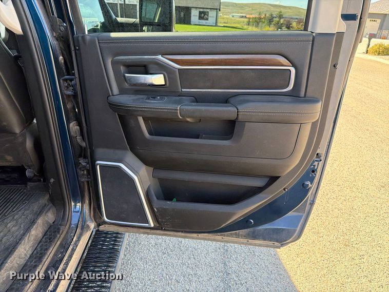 image for item FT6826 2024 RAM 3500 Crew Cab pickup truck
