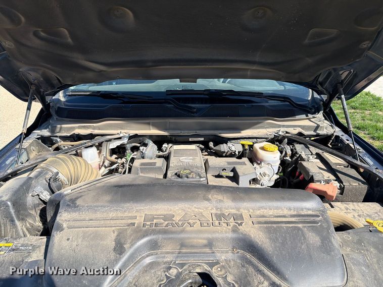 image for item FT6826 2024 RAM 3500 Crew Cab pickup truck