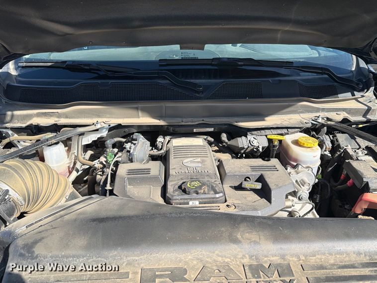 image for item FT6826 2024 RAM 3500 Crew Cab pickup truck