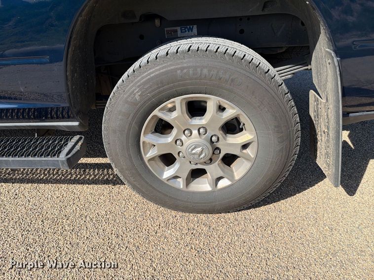 image for item FT6826 2024 RAM 3500 Crew Cab pickup truck