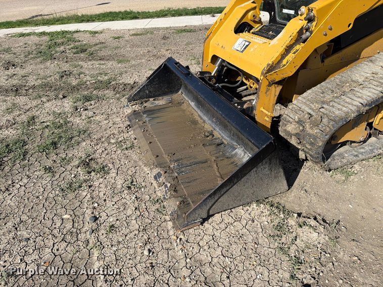 image for item FT6827 2018 Caterpillar 299D2 tracked skid steer loader