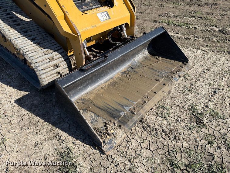 image for item FT6827 2018 Caterpillar 299D2 tracked skid steer loader