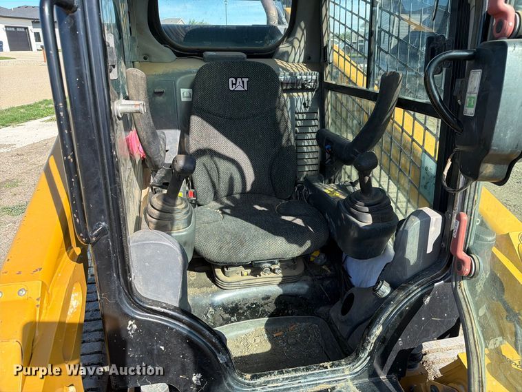 image for item FT6827 2018 Caterpillar 299D2 tracked skid steer loader