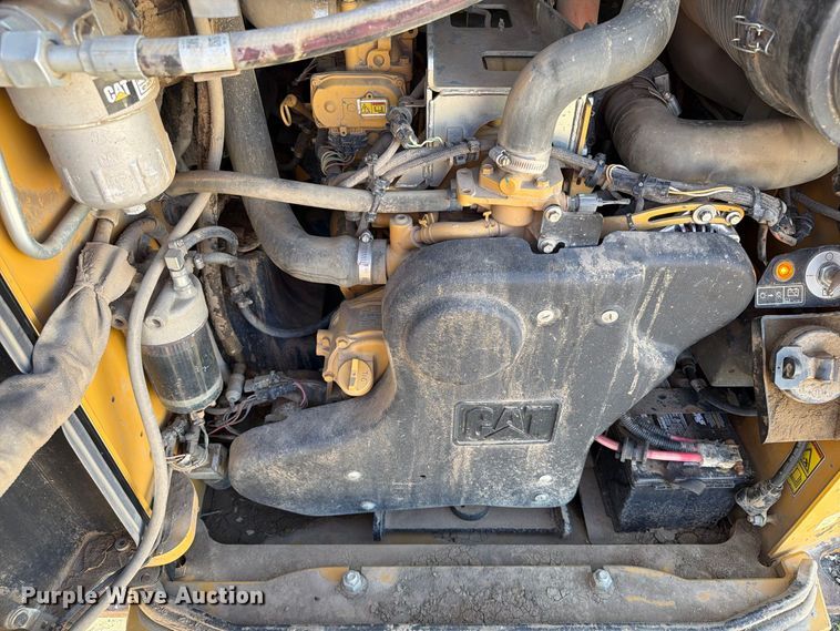 image for item FT6827 2018 Caterpillar 299D2 tracked skid steer loader