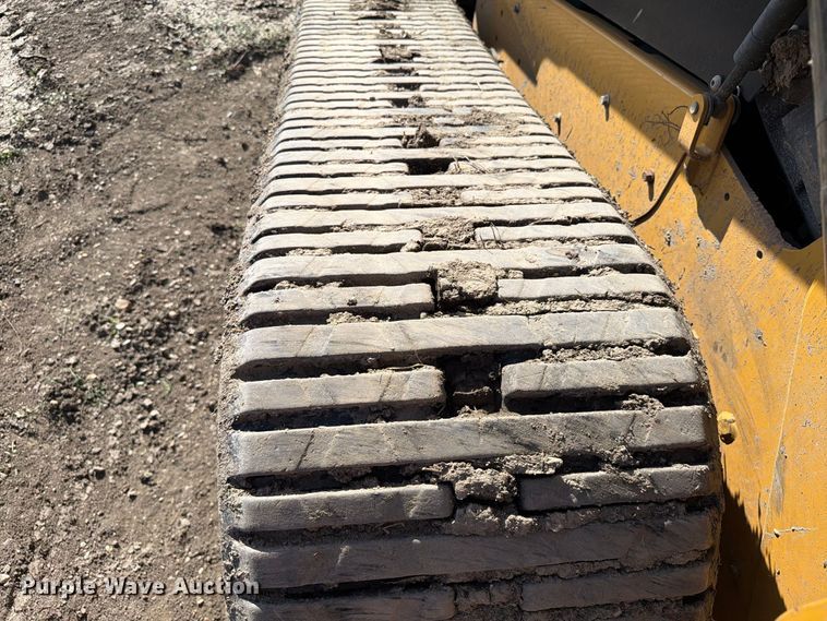 image for item FT6827 2018 Caterpillar 299D2 tracked skid steer loader