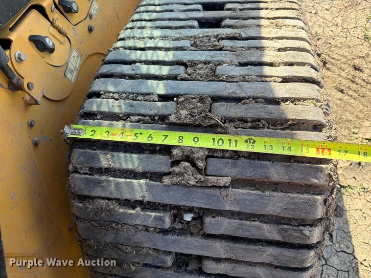 image for item FT6827 2018 Caterpillar 299D2 tracked skid steer loader