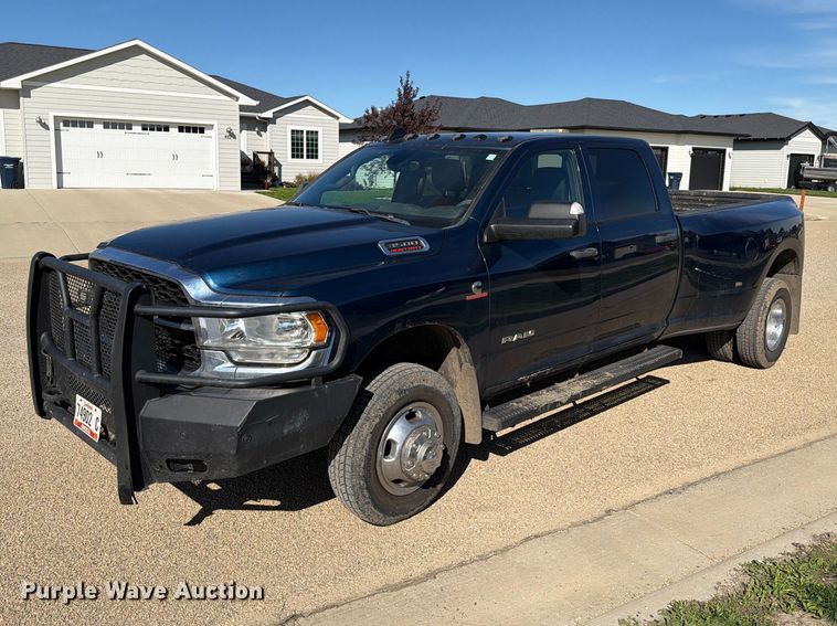 2022 RAM 3500 Crew Cab pickup truck