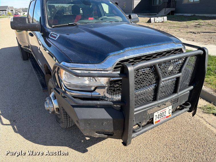 image for item FT6828 2022 RAM 3500 Crew Cab pickup truck