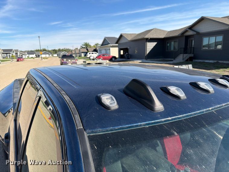 image for item FT6828 2022 RAM 3500 Crew Cab pickup truck