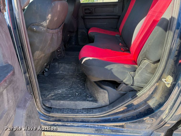 image for item FT6828 2022 RAM 3500 Crew Cab pickup truck
