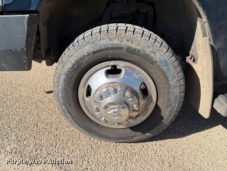 image for item FT6828 2022 RAM 3500 Crew Cab pickup truck