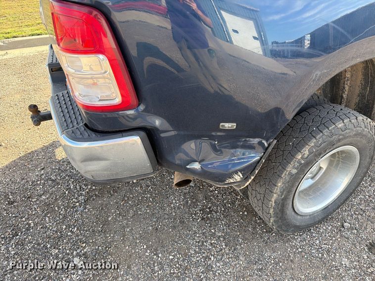 image for item FT6829 2022 RAM 3500 Crew Cab pickup truck