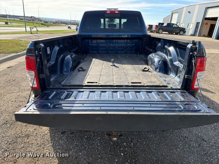image for item FT6829 2022 RAM 3500 Crew Cab pickup truck