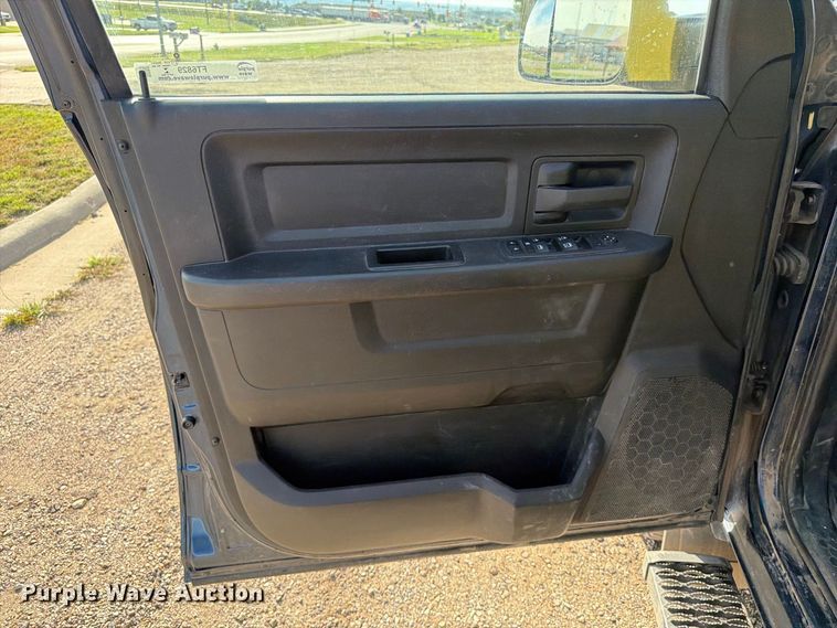 image for item FT6829 2022 RAM 3500 Crew Cab pickup truck