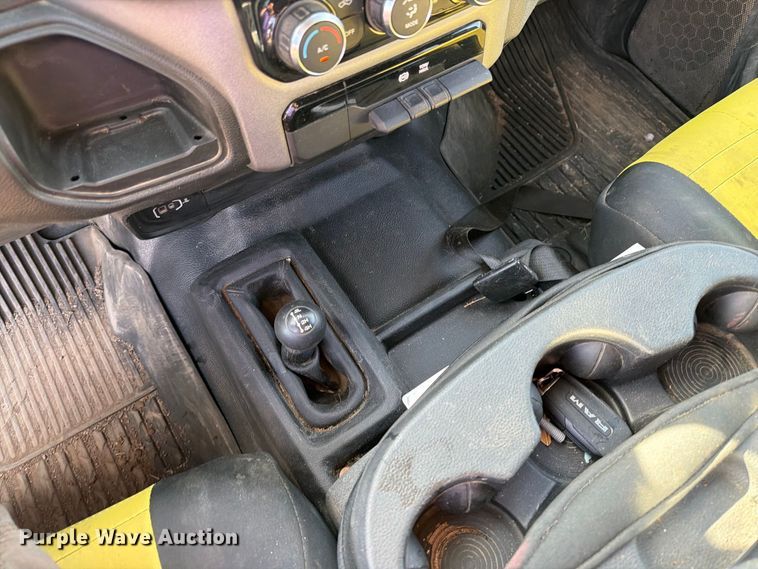 image for item FT6829 2022 RAM 3500 Crew Cab pickup truck