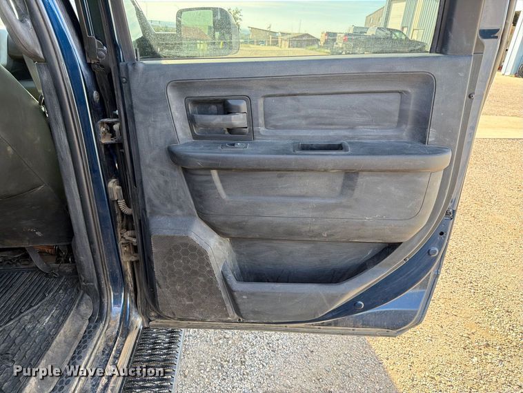 image for item FT6829 2022 RAM 3500 Crew Cab pickup truck