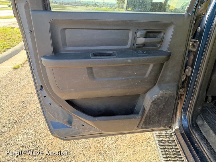 image for item FT6829 2022 RAM 3500 Crew Cab pickup truck