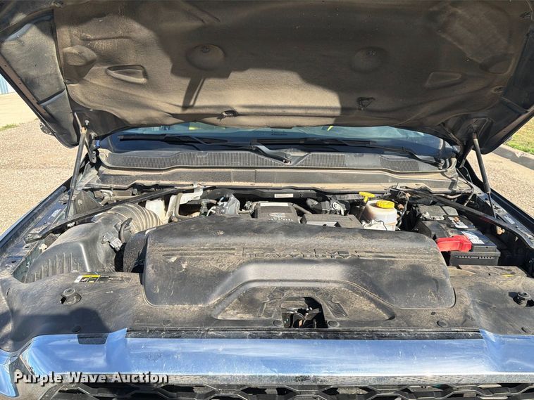 image for item FT6829 2022 RAM 3500 Crew Cab pickup truck