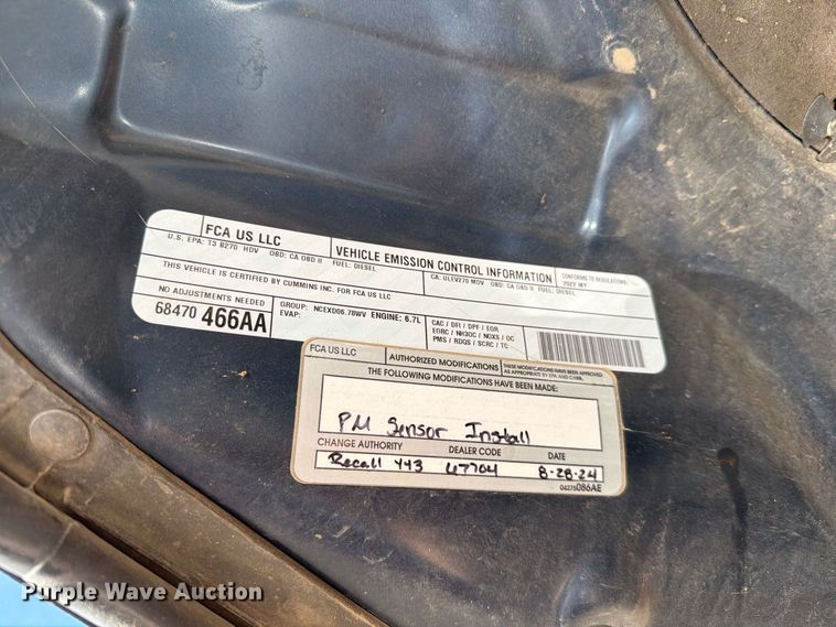 image for item FT6829 2022 RAM 3500 Crew Cab pickup truck