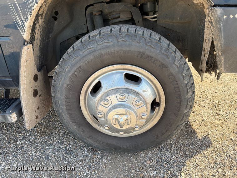 image for item FT6829 2022 RAM 3500 Crew Cab pickup truck