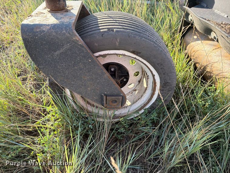 image for item FT6832 Quickattach skid steer power rake