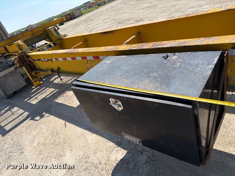 image for item FT8009 1989 Great Lakes Mfg drop deck trailer
