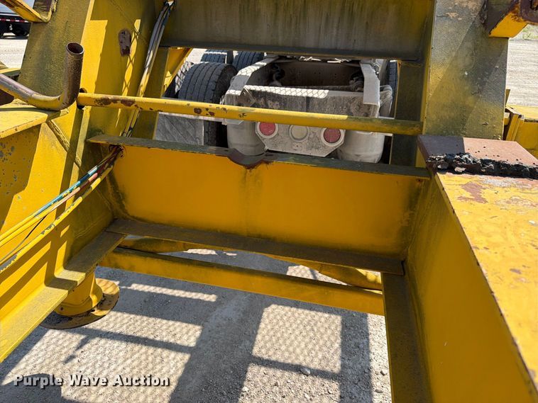 image for item FT8009 1989 Great Lakes Mfg drop deck trailer