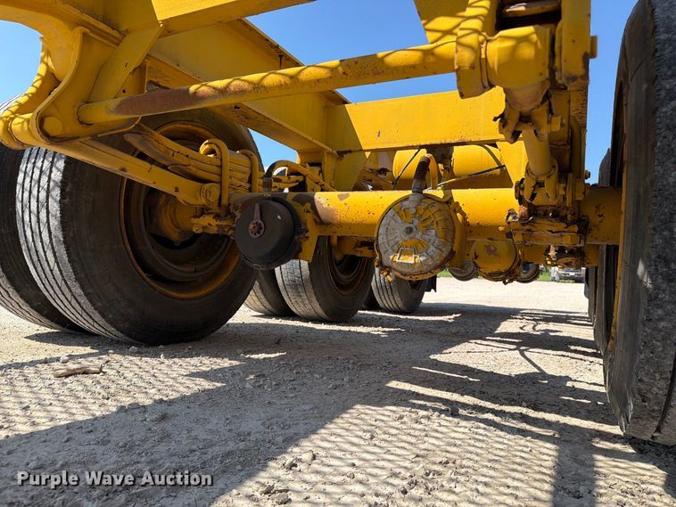 image for item FT8009 1989 Great Lakes Mfg drop deck trailer