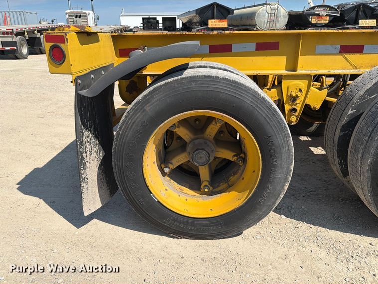 image for item FT8009 1989 Great Lakes Mfg drop deck trailer