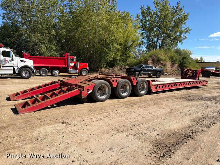 image for item FT8106 1995 Kalyn Siebert 69T3A lowboy equipment trailer