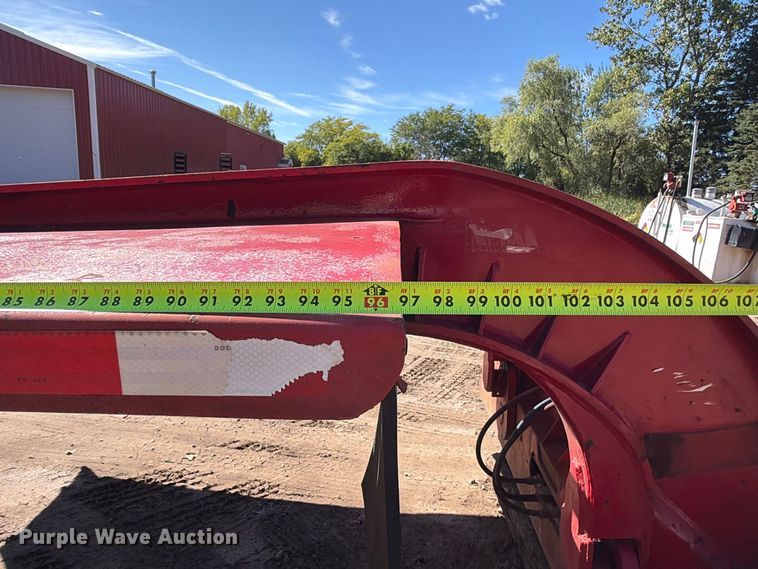 image for item FT8106 1995 Kalyn Siebert 69T3A lowboy equipment trailer