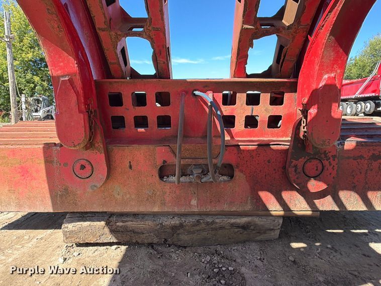 image for item FT8106 1995 Kalyn Siebert 69T3A lowboy equipment trailer