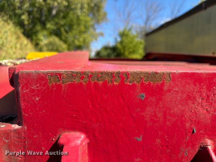 image for item FT8106 1995 Kalyn Siebert 69T3A lowboy equipment trailer